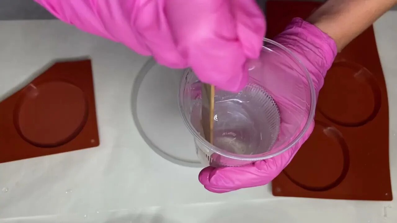 Casting Flowers in a Resin Coaster