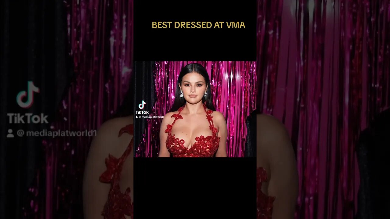 😍 Best Dressed At VMAs