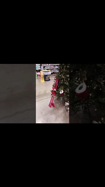 Christmas at Lowes.