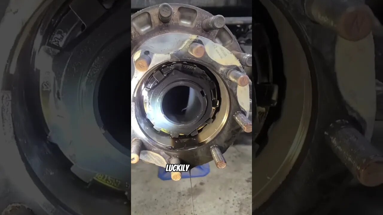 Dangerous- improper install the jam nut system on wheel axle 😱 #shorts #axle #dangerous