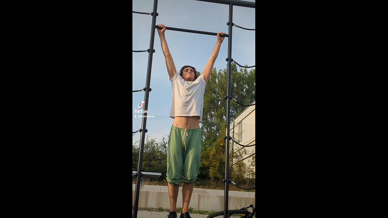 Doing pullups