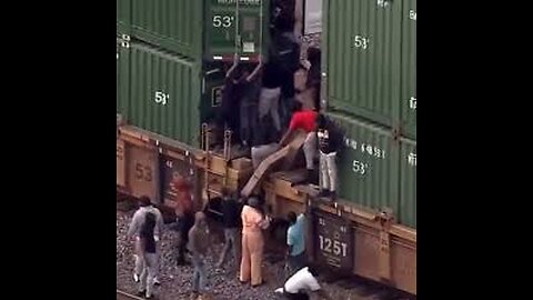 The Cargo Train to Wakanda makes a pitstop to drop off some Flat Screens in Chicago 🤴🏿🚂🚃🎩🌚🚞🍌