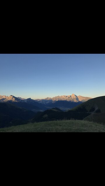 Amazing view of huge mountains. I have never seen such beauty before.