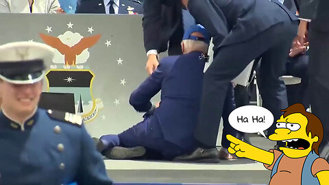 Joe Biden trips and falls... Again! 🤦‍♂️😅😂🤣🤡