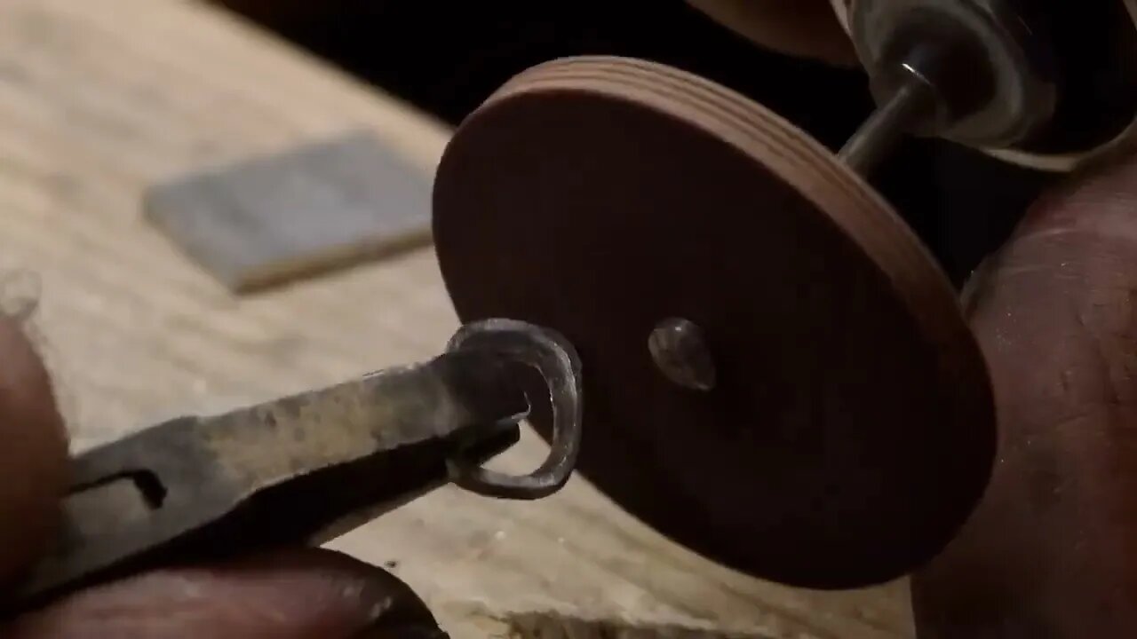 Making a HUGE 5 Carat Sapphire Ring by Hand – STUNNING!