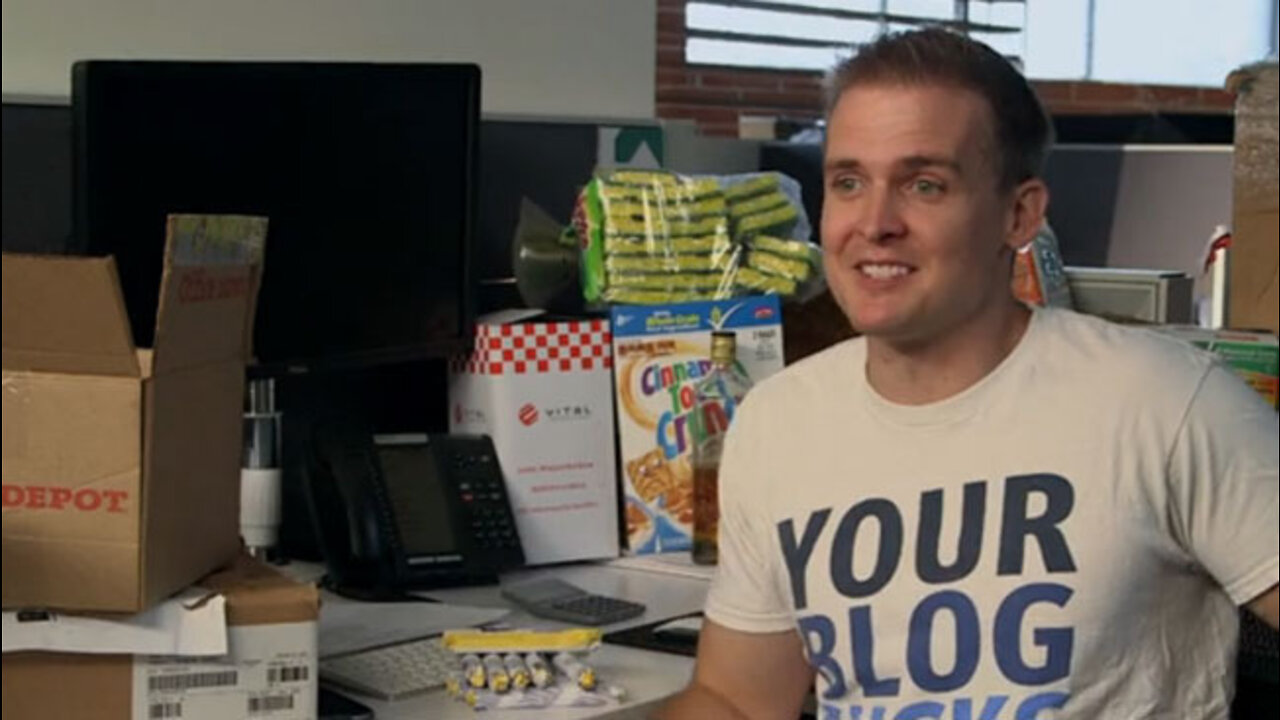 7 Ways to Get Free Stuff from Companies (Just by Lying!)
