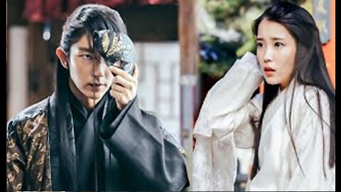 The girl returned to the past and become the one that handsome prince fight for
