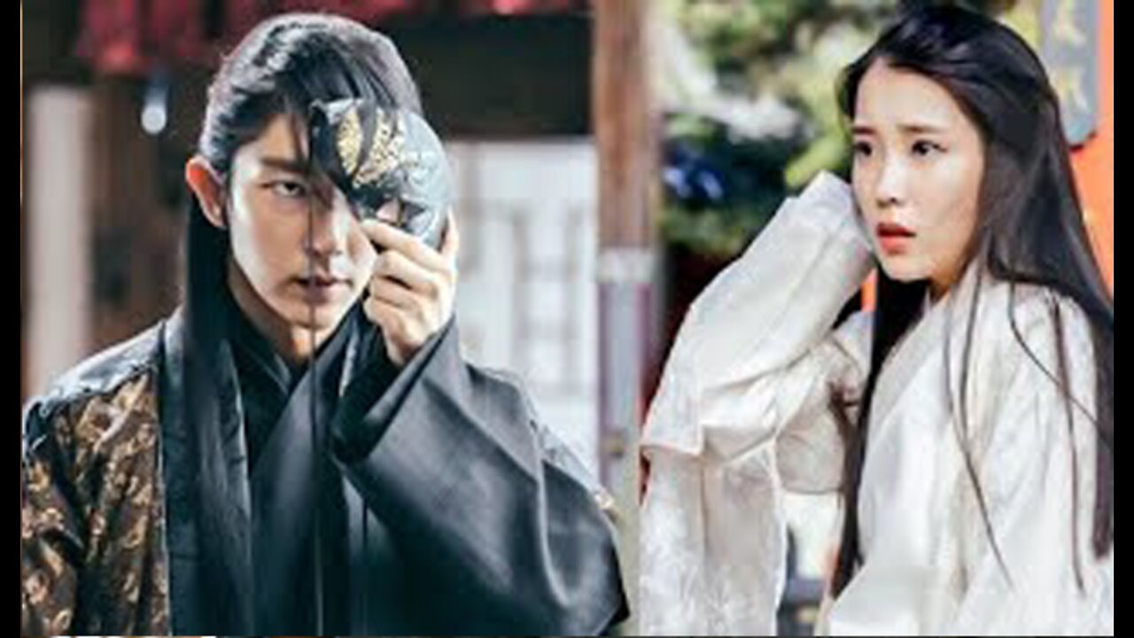 The girl returned to the past and become the one that handsome prince fight for