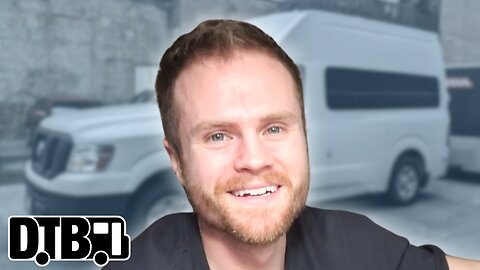 Dead Poet Society - BUS INVADERS Ep. 1947