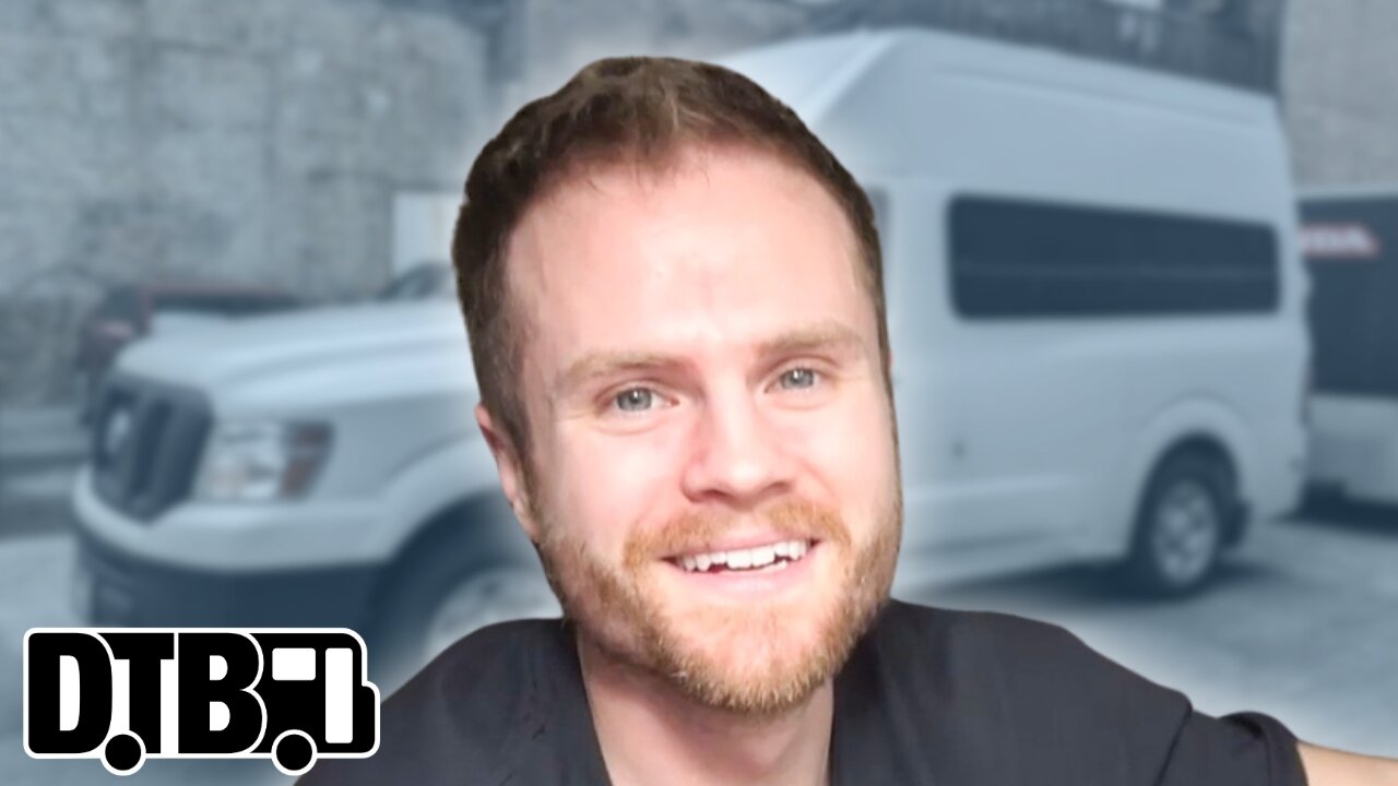 Dead Poet Society - BUS INVADERS Ep. 1947