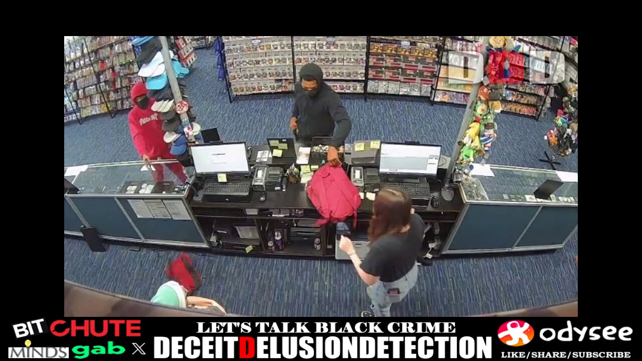 Black suspects rob video game store at gun point with white employees being held up