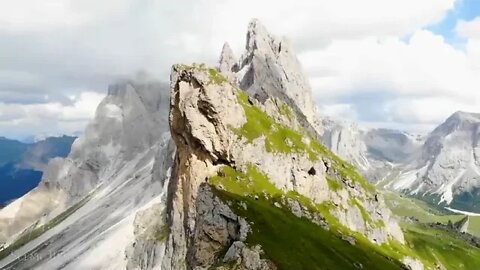 The Alps 4K 60 Minute Relaxation Film with Calming Music 31