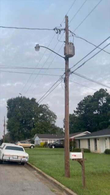 A man in Tupelo, has been flying this stolen plane threatening to intentionally crash into Walmart.