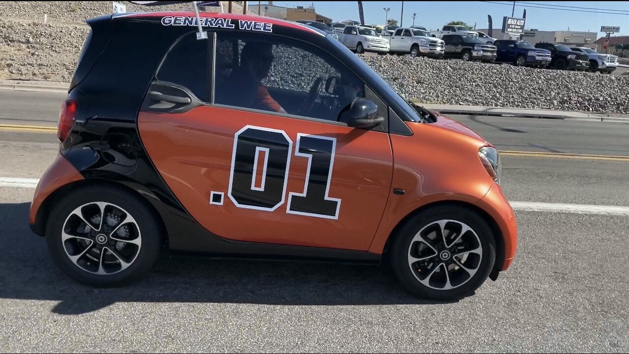 Passing by the General Lee (General Wee) on the Highway