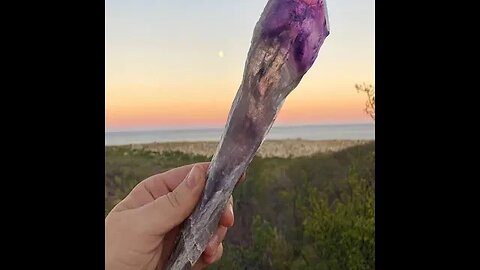 DARK AMETHYST CRYSTAL SHARD (LARGE)