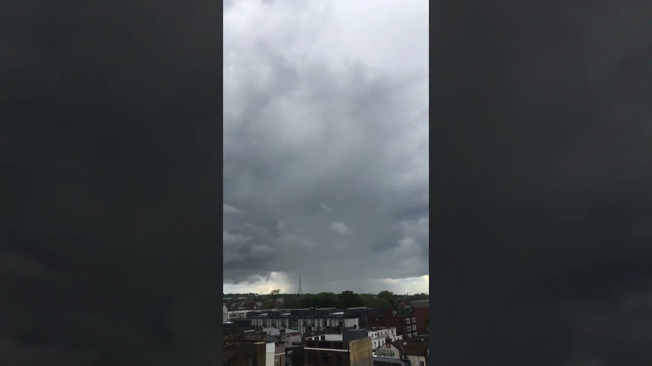 Lightning Near London 10th May 2023 #Lightning #Storm #London