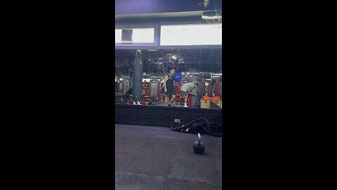 1H KB Swing 20kg