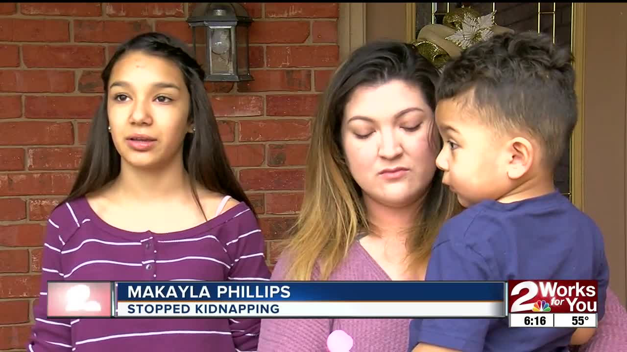 12-year-old girl stops attempted kidnapping