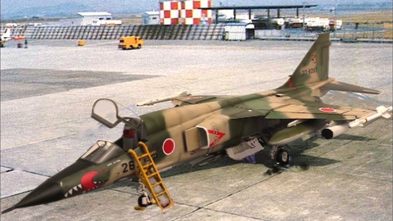 MITSUBISHI F-1