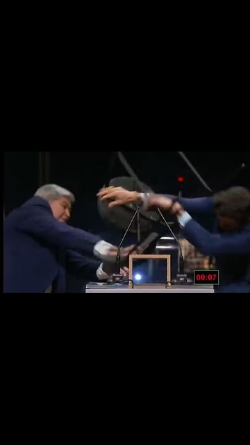 Candidate for mayor of São Paulo in Brazil is attacked #election2024 Trump vs Kamala