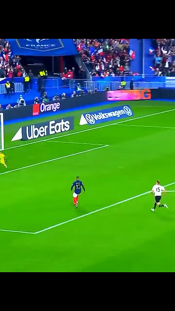 100% Epic moments in football (short video)