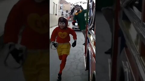 SUPER PULO NINJA NA CARRETA DA ALEGRIA TRIPLO X, DANÇANDO CHAPOLIN, FOFÃO, CHAVES E BEN10