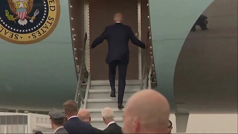 Using Smaller Stairs, Biden Stumbles A Bit As He Boards Air Force One En Route To United States