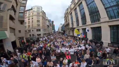 Protest against medical tyranny in France