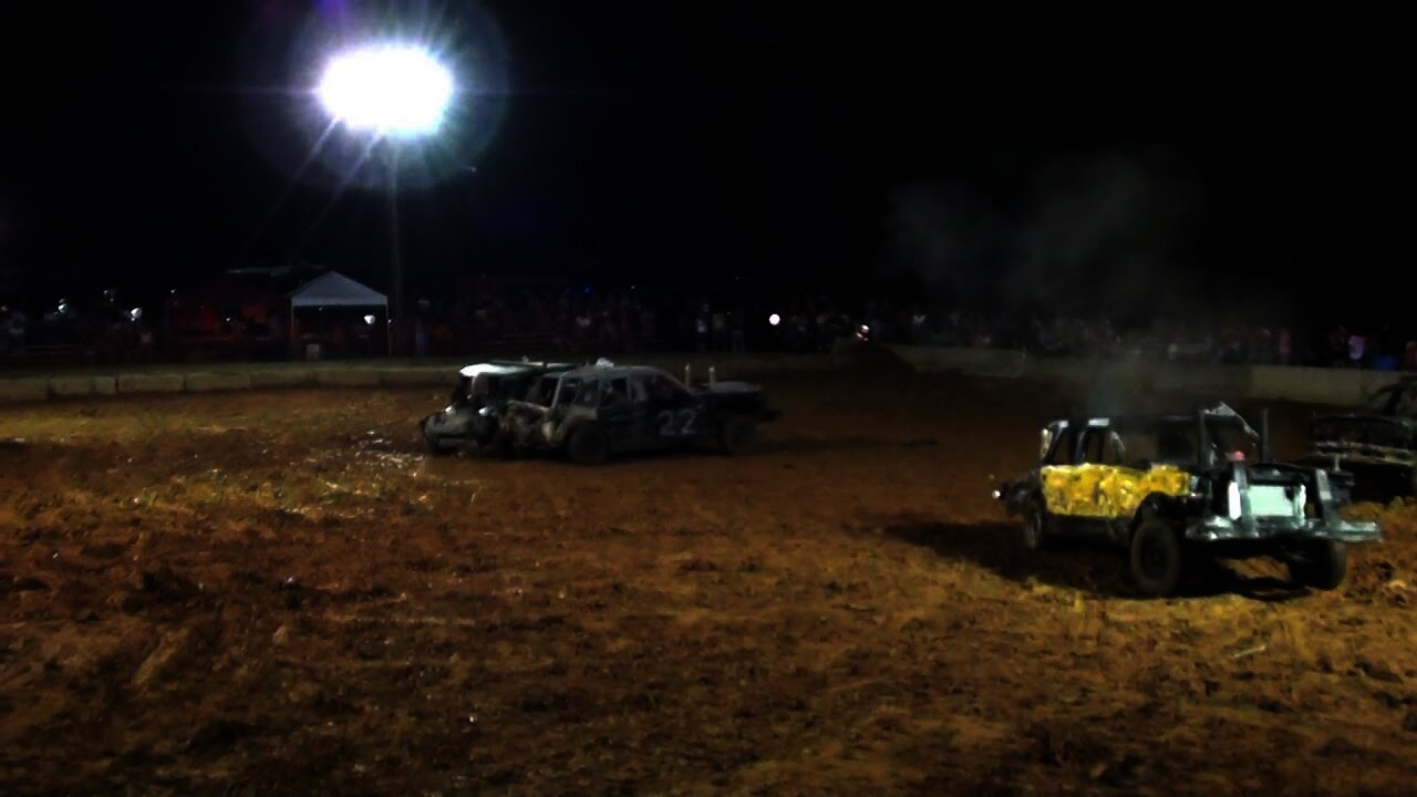 glencoe Kentucky full size big car Heat 2 demo demolition derby pt 2