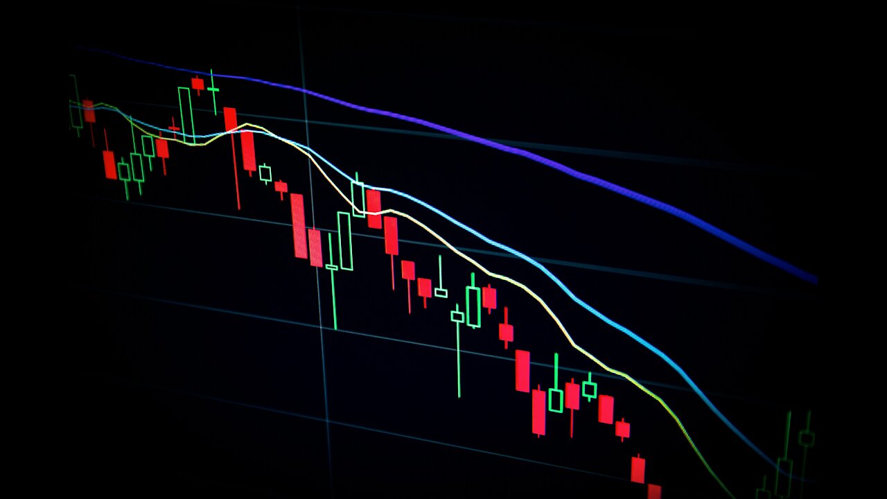 Tune Into Liquid Lunch to Learn Something New About The Markets Each Day