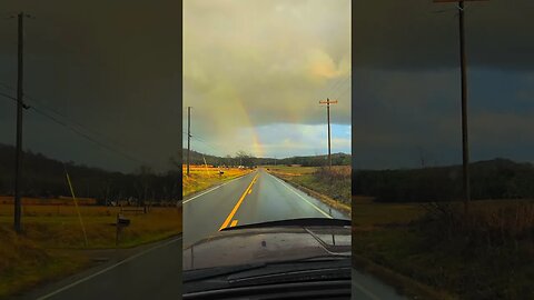 Driving Straight Towards a Double Rainbow in Tennessee @UncleTimsFarm #kärnəvór