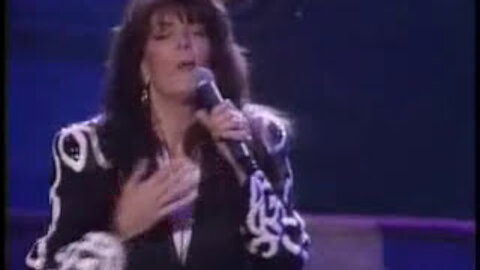 KATHY MATTEA - Standing Knee Deep In A River (live 1993), Classic Country, 1990's Country