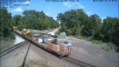 SB UP Crane at Mills Tower in Iowa Falls, IA on August 18, 2022 #steelhighway