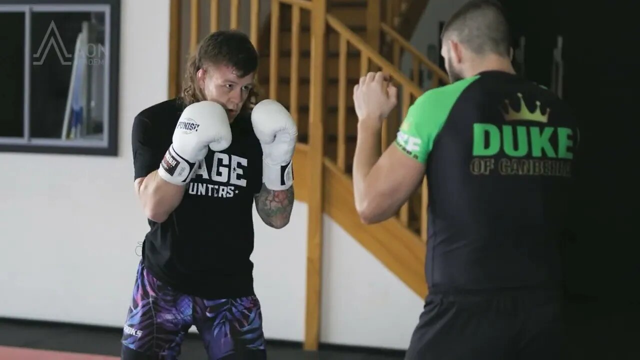 FREE LESSON - The head kick with Jimmy Crute