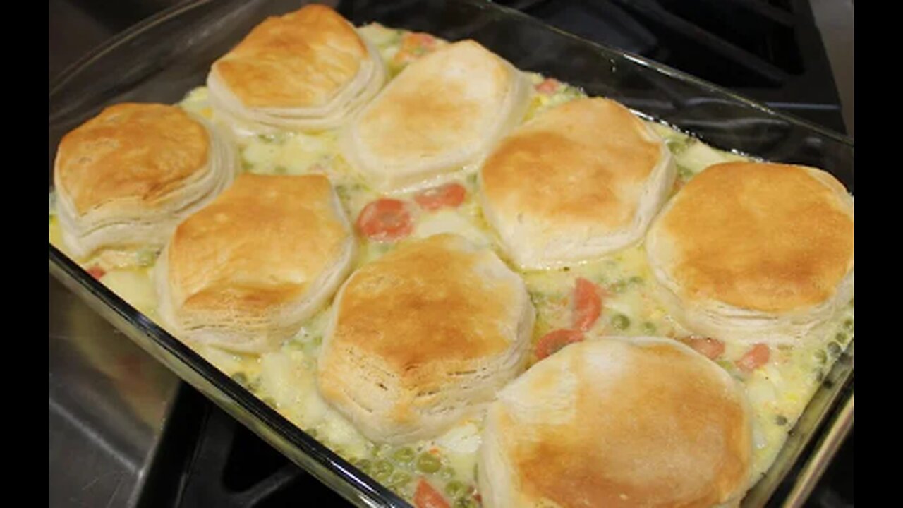 QUICK AND EASY CHICKEN POT PIE RECIPE