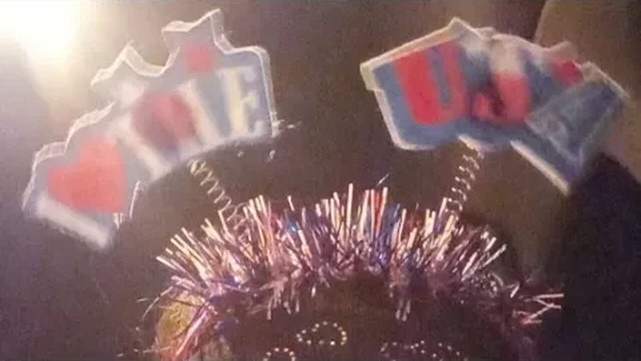 ConservativeAweZumAlice is going live! hey yall