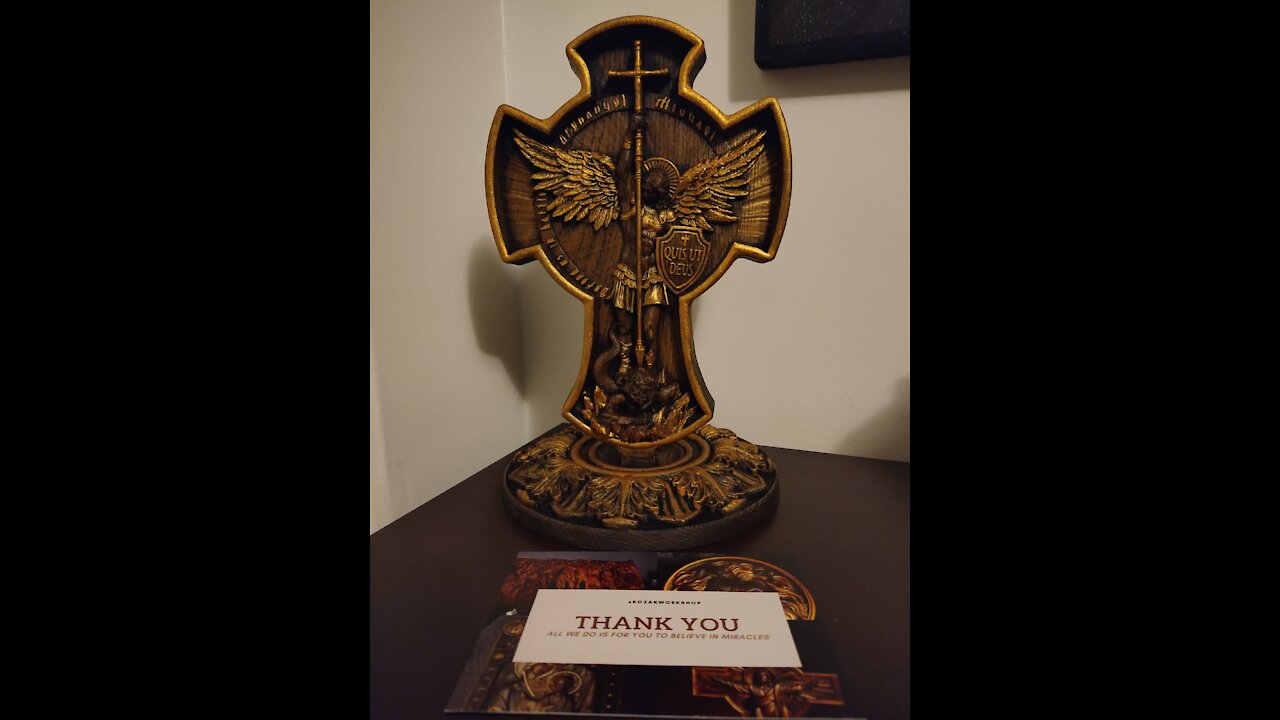 Some witches love Mikey, Some witches hate Mikey 🤷