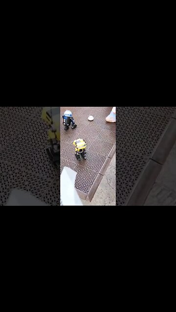 Testing Out Disney's Newest Droid. Finally Giving Star Wars Fans BD Units