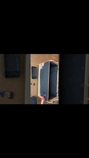 Free Wood Bench Transformation / How I Turned Trash into Treasure in One Afternoon