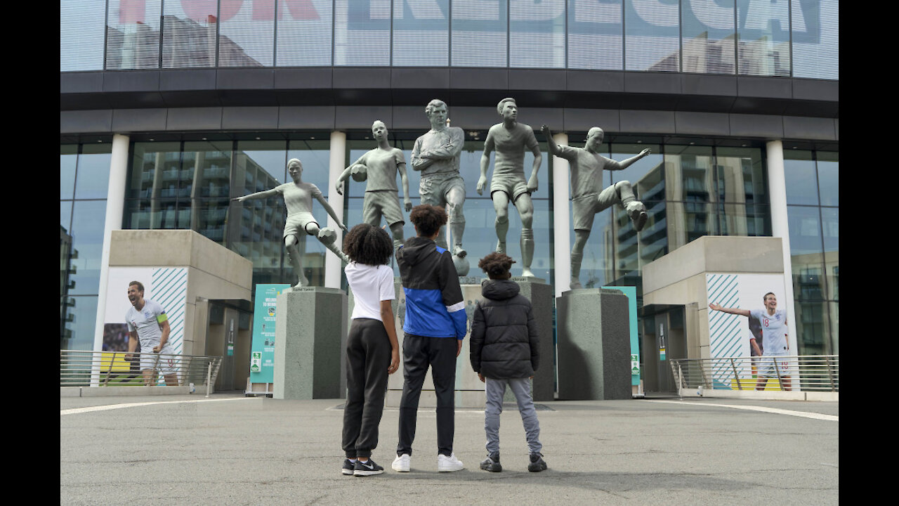 Snapchat unveils four AR statues honouring some of England's greatest Black footballers