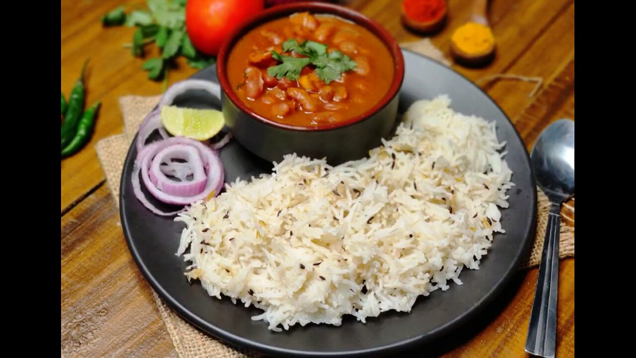 Classic Indian Dish: Rajma Masala राजमा (Hindi Video) (Watch & Prepare)