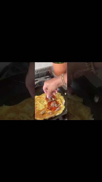 Low Carb breakfast taco #ketobreakfast #highproteinrecipe #prediabeteslife #Shorts