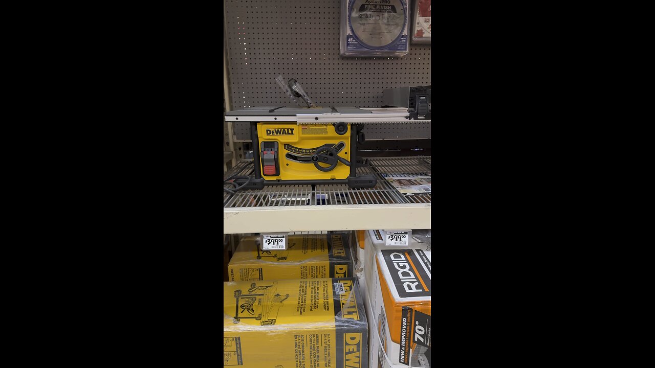 DEWALT TABLE SAW