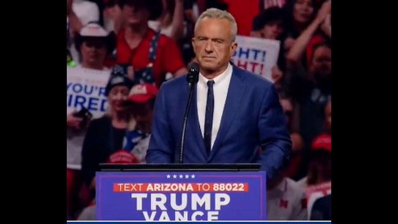 Robert F. Kennedy Jr Gets MASSIVE Cheers from Trump Supporters