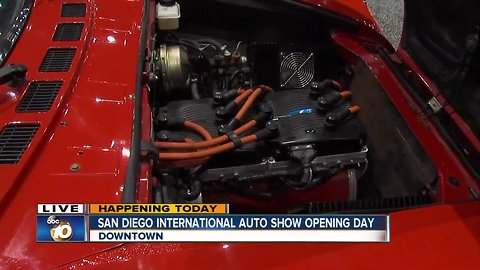 Latest in electric vehicles on display at SD Auto Show