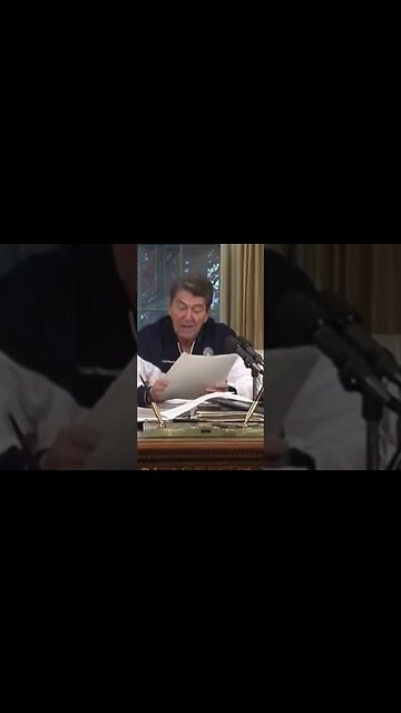 Happy Thanksgiving! 🦃🍽️ #RonaldReagan 1988 * #PITD #Shorts (Linked)