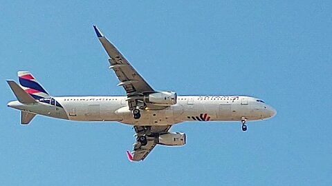 Airbus A321 PT-MXL coming from Guarulhos to Fortaleza