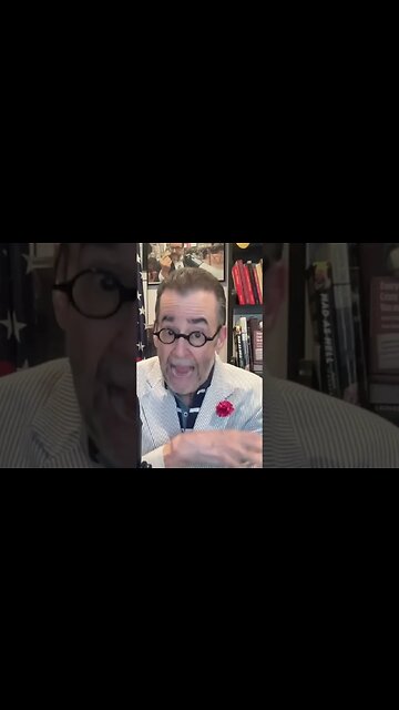 Hannity is now throwing Trump under the bus to show his Fox bosses he’s a team player #subscribe ￼