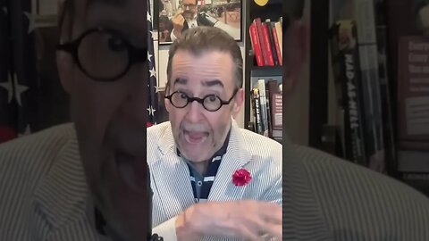 Hannity is now throwing Trump under the bus to show his Fox bosses he’s a team player #subscribe ￼