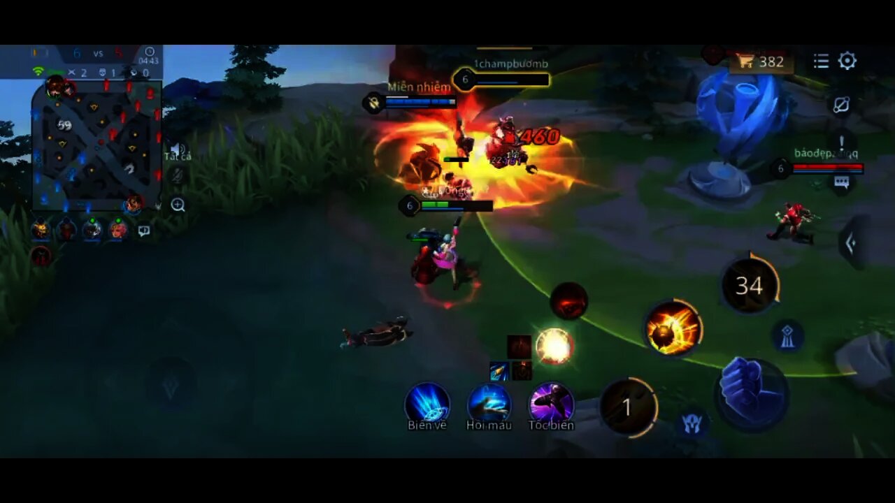 Beautiful shot of General Violet of the mobile alliance